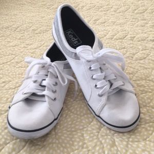 Keds white with blue detailing sneakers Size 7
